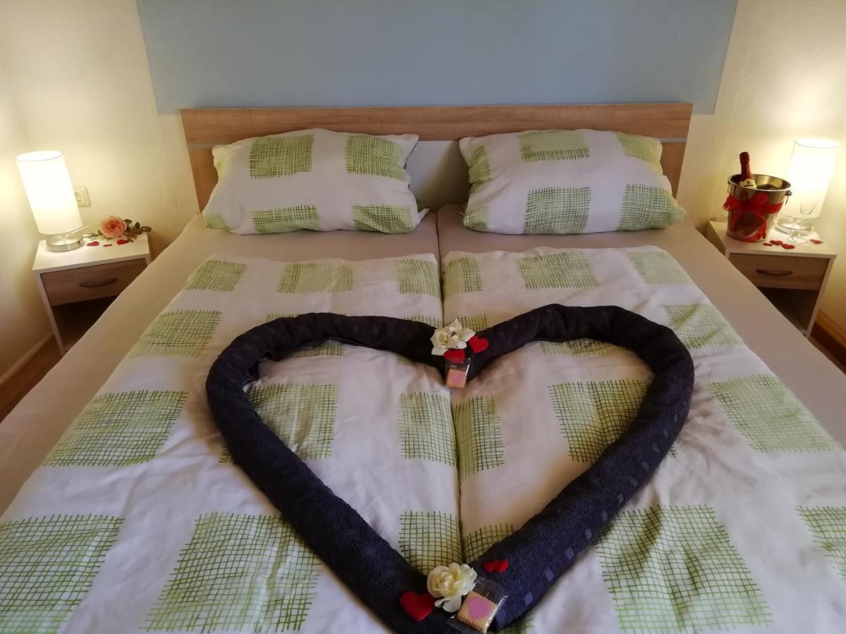 Ferienwohnung Nico Stadtilm Bagian luar foto